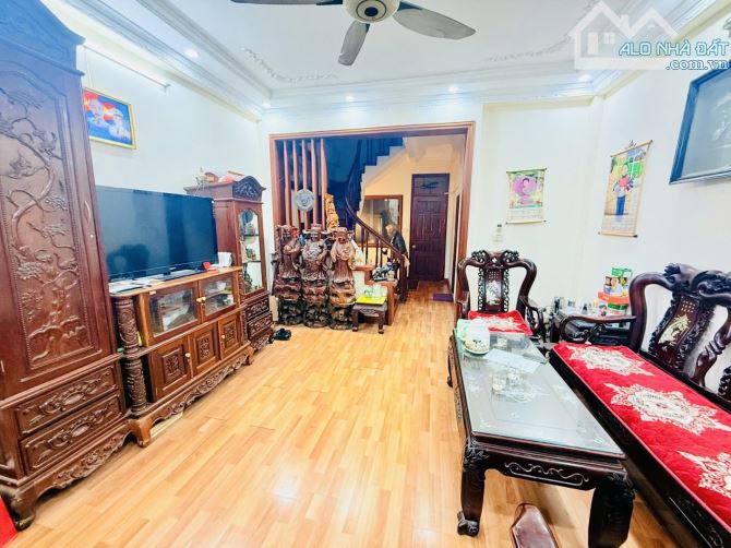 Bán nhà Nguyễn Chí Thanh, 50m2 x 5T, MT 4,3m. Vỉa hè oto tránh. KD đẳng cấp. 24,8 tỷ (TL). - 1