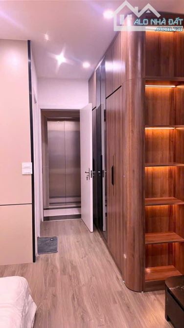 BÁN NHÀ MỚI NGUYỄN VĂN CỪ – GARA Ô TÔ – TRUNG TÂM – 37M2 CHỈ 13,8 TỶ - 1