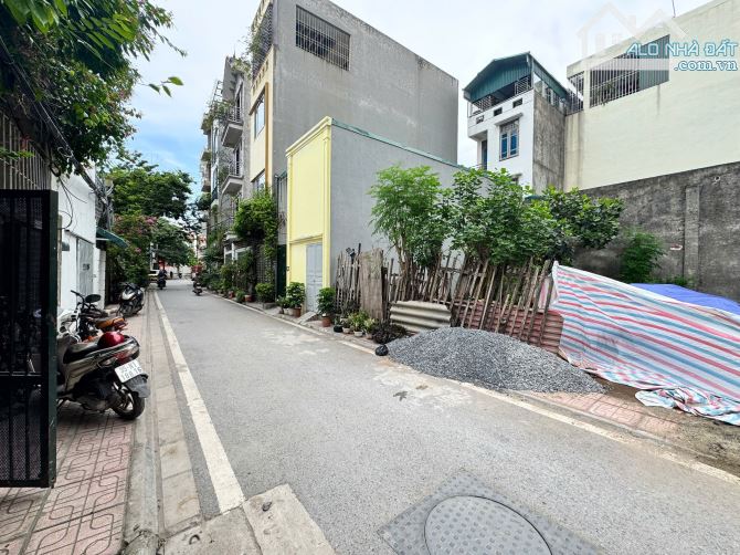 Bán đất oto tránh đỗ đức giang chỉ hơn 6 tỷ - 1