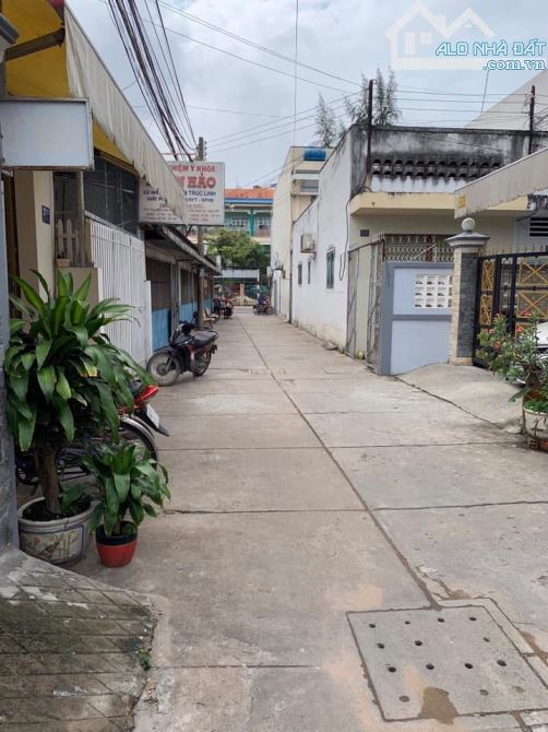 🏠 một ngôi nhà màu xanh giữa Hóc Môn. 94m2 chỉ 795tr. Sổ Hồng Riêng - 1