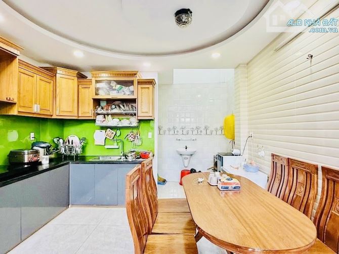 BÁN NHÀ ĐẸP 5 TẦNG, HẺM XE HƠI 5M, GẦN EMART PHAN HUY ÍCH, GIÁ CHỈ 7 TỶ NHỈNH - 1