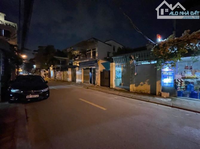 MẶT PHỐ Ô CÁCH,LONG BIÊN 17 tỷ 90m VỈA HÈ KINH DOANH CHO THUÊ ĐỈNH - 1