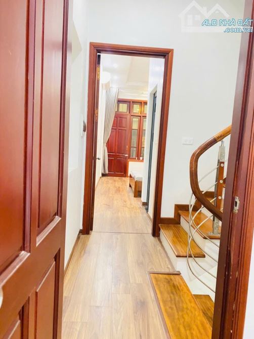 BÁN NHÀ PHỐ CÁT LINH, NHÀ ĐẸP VÀO Ở NGAY: 38M- 4 TẦNG - 9.4 TỶ ( NGÕ RỘNG, GẦN Ô TÔ ) - 1