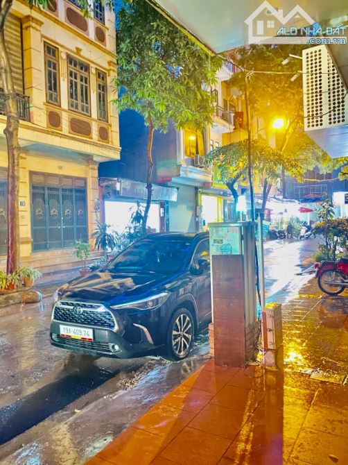 Phân lô Dương Khuê, Cầu Giấy 40m 6 tầng MT4 Kinh doanh Vỉa hè 3m - 1