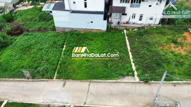 🏡Bán Gấp Lô Đất Đẹp Vuông Vức – Hẻm Ô Tô Vạn Hạnh, P.8, Đà Lạt – Giá Tốt Chỉ hơn 8 Tỷ! - 1