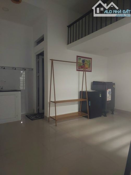 Bán căn hộ dịch vụ Gò Vấp, Đường Dương Quảng Hàm, hẻm xe tải, 135m2, 5 lầu, 27 tỷ - 1