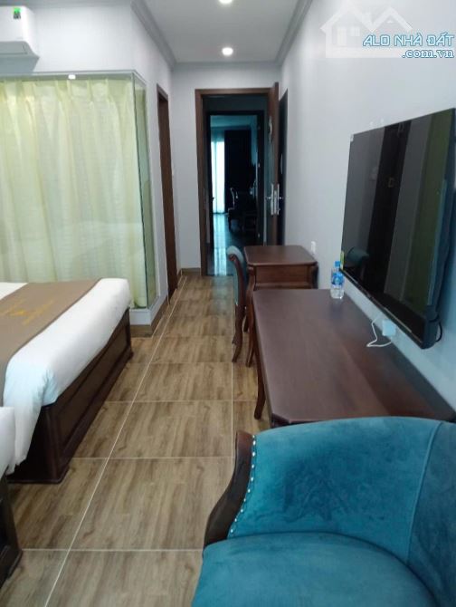 KHÁCH SẠN MẶT PHỐ AN DƯƠNG VƯƠNG - WIU SÔNG HỒNG MÁT MẺ TRONG LÀNH - 1