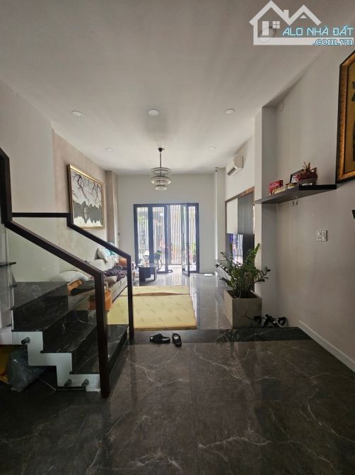 Bán nhà Phạm Phú Thứ P10 Tân Bình ô tô ngủ trong nhà 56M2 2 Tầng mới đpej 8 tỷ 7 - 1