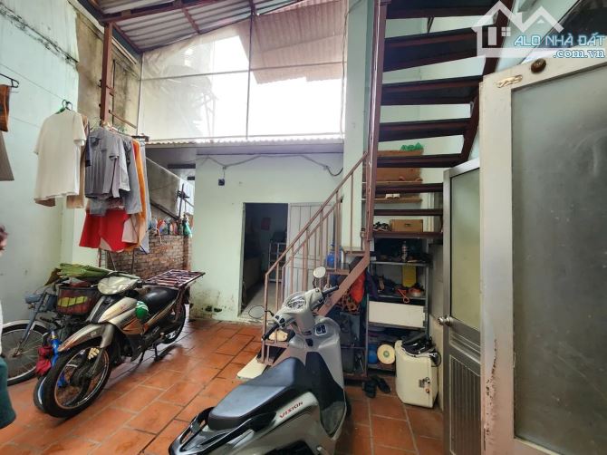 Bán đất 112m² Nguyễn Văn Cừ, ngõ ô tô tránh, cách mặt phố 50m, nhỉnh 14 tỷ - 1