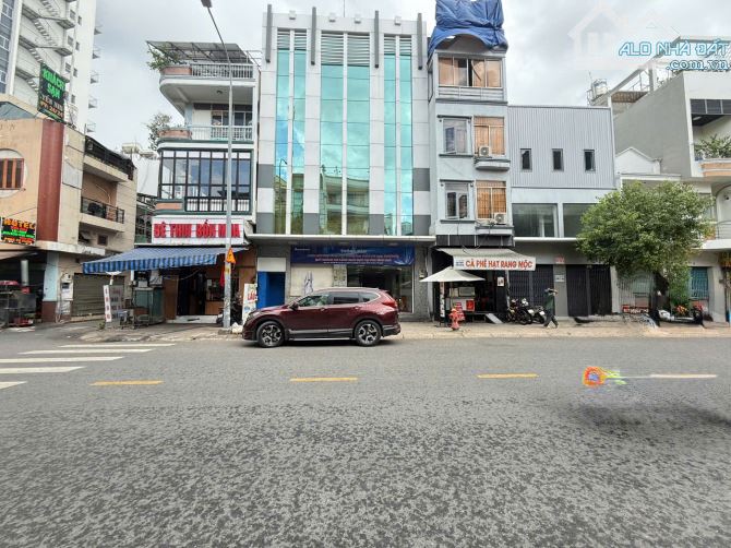Toà Nhà MT Đinh Tiên Hoàng Q1 - 8x30m - Hầm 8 Tầng - Ngân hàng thuê 370 triệu - Giá 100Tỷ - 1
