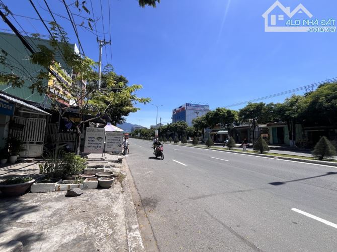 CHÀO BÁN MẶT TIỀN NGUYỄN LƯƠNG BẰNG DIỆN TÍCH KHỦNG ĐẾN 400M2. GIÁ 24 TỶ - 1