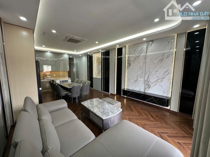 MẶT PHỐ NGUYỄN VĂN CỪ 19 TỶ DT 80M MT 5M 6T Ô TÔ TRÁNH KINH DOANH SIÊU ĐỈNH - 1