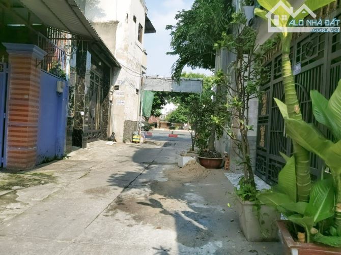 Bán nhà Gò Vấp, hẻm xe hơi Phạm Văn Đồng, 95m² , chỉ 6.8 tỷ TL - 1