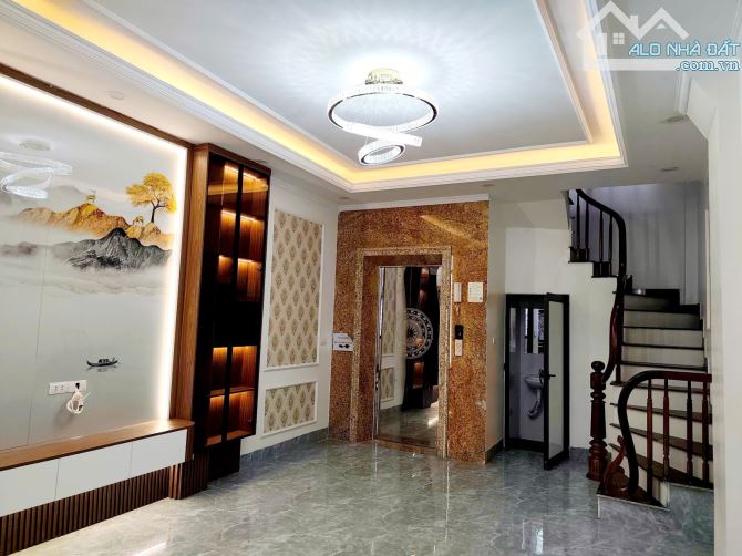HOA LƯ , 38M² x 5T THANG MÁY , NGÕ THÔNG , 3 BƯỚC RA PHỐ , MẶT TIỀN 4,5M , 14,2 TỶ - 1