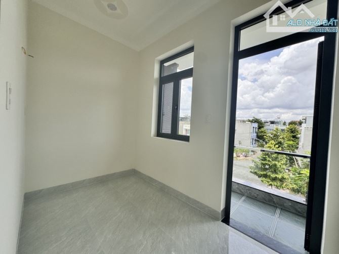 Bán nhà 3 Tầng Tân Đông Hiệp (TPHCM mới),đường nhựa 10m,Sổ Hồng Riêng - 1