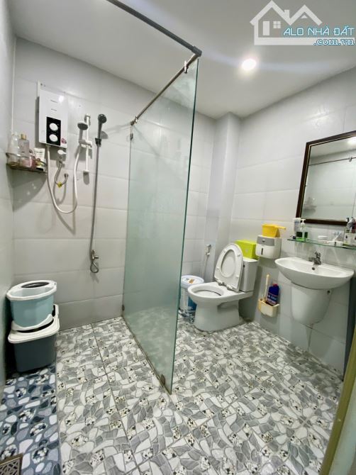 4x20 HXH khu biệt thự an ninh - văn minh - HXH Ông Ích Khiêm Q11 - 12