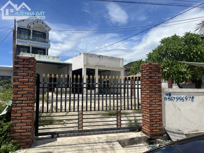CHÍNH CHỦ BÁN LÔ ĐẤT 2 MT VIEW BIỂN – GẦN CHỢ HÒA AN, X.XUÂN CẢNH, TX.SÔNG CẦU, PHÚ YÊN