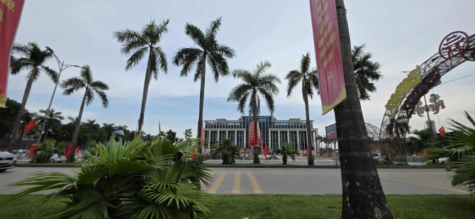 BÁN ĐẤT UY NỖ ĐÔNG ANH GIÁ ĐẦU TƯ  NGÕ CỰC NÔNG ÔTÔ 7 CHỖ VÀO ĐẤT THÔNG SÁT NHÀ THI ĐẤU ĐÔ - 2