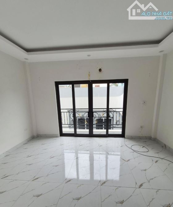 Chỉ hơn 5 tỷ ! Bán nhà mới, xây độc lập, 54m2 x 5 tầng tại Đông Mỹ, Thanh Trì - 2