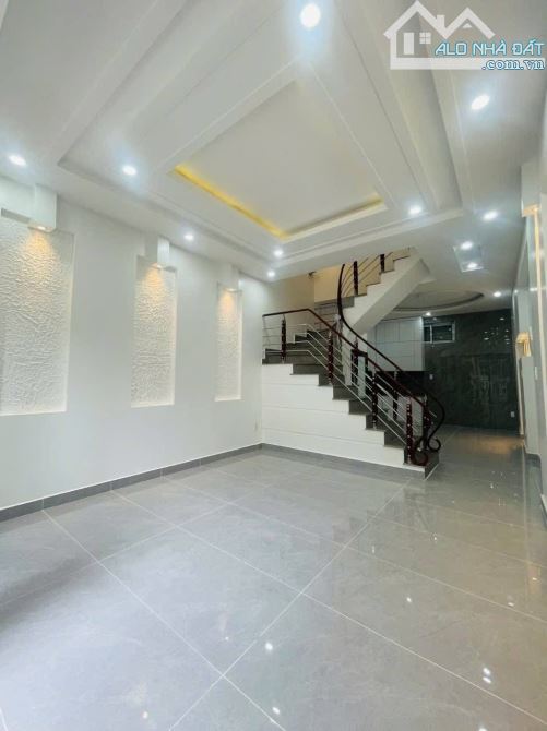🏡 NHÀ 3 TẦNG THƯ TRUNG – 43M² – CHỈ 2,58 TỶ - 2