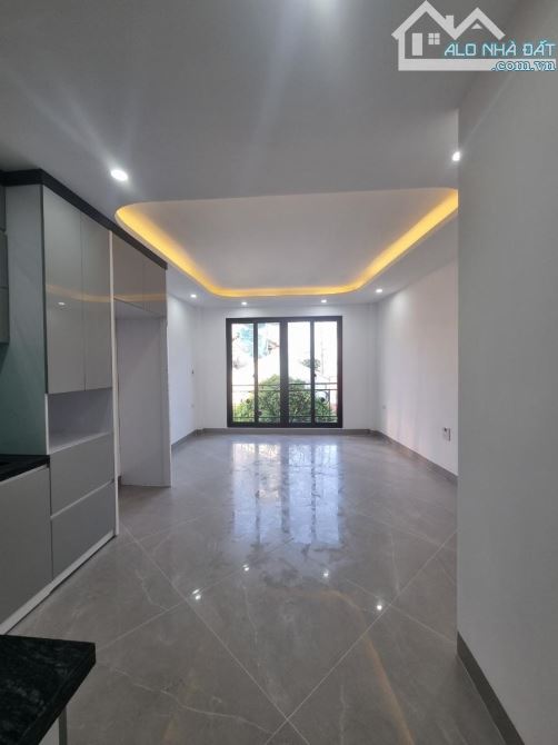 Siêu phẩm ô tô đỗ cửa, phố Lê Trọng Tấn, Thanh Xuân, 40m*6T, Thang máy, full nội thất. - 2