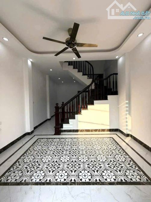 Bán nhà Phụng châu ngõ thông gần trường TDTT ô tô qua nhà 35m.3 tầng.3 Tỷ có TL - 2