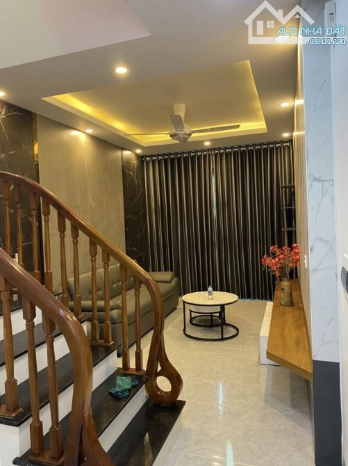 Bán nhà 38m² La Khê giáp KĐT Ngô Thì Nhậm, tiện ích bao quanh, giá rẻ, về ở ngay - 2
