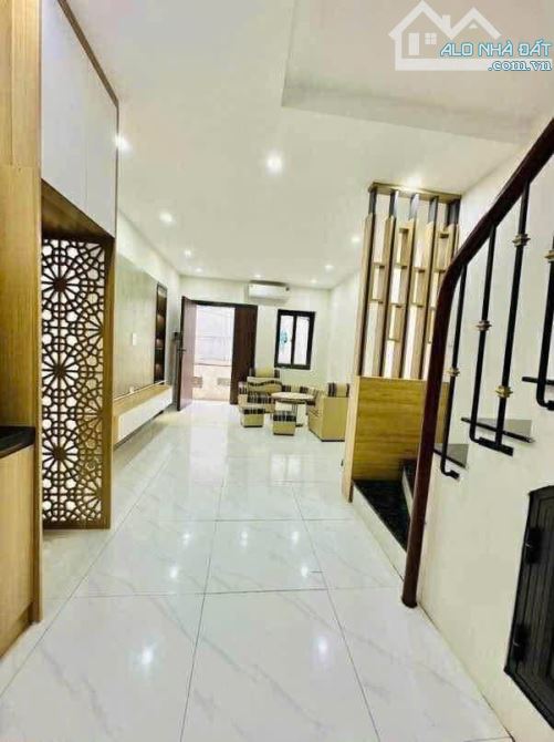 NHÀ ĐẸP LÔ GÓC CỔ NHUẾ - 6 TẦNG 35M - NGÕ THÔNG Ô TÔ ĐỖ - 2