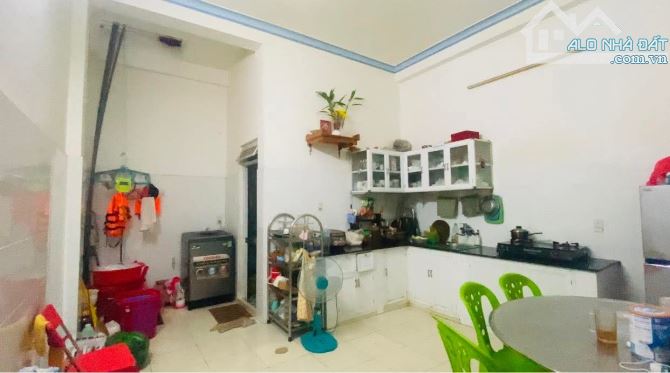 CẦN VỐN LÀM ĂN ĐÀNH LÒNG BÁN CĂN NHÀ TÂM HUYẾT GẦN CHỢ ĐẦM VÀ BIỂN - 2