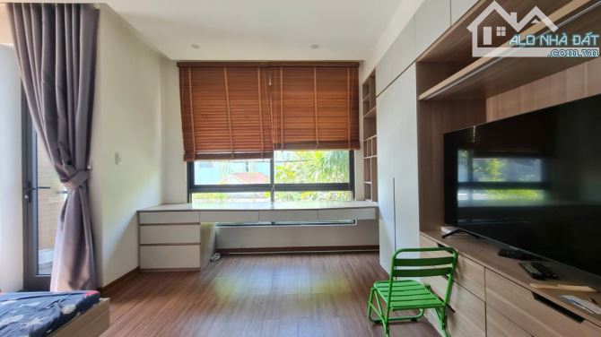 SIÊU PHẨM LÔ GÓC - KIỆT TRẦN CAO VÂN - VỊ TRÍ TRUNG TÂM - NHÀ 3 TẦNG MỚI - FULL NỘI THẤT - 2