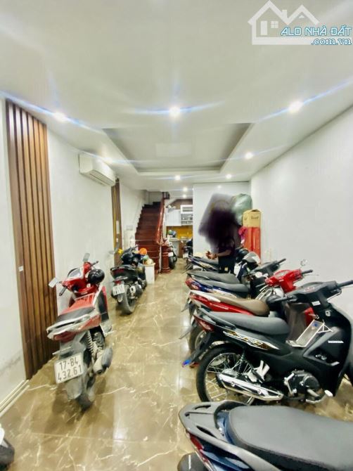 Phân lô Dương Khuê, Cầu Giấy 40m 6 tầng MT4 Kinh doanh Vỉa hè 3m - 2