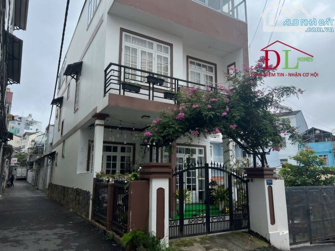 Bán căn nhà hai mặt tiền đường nhựa Phù Đổng Thiên Vương P8 Đà Lạt - 2