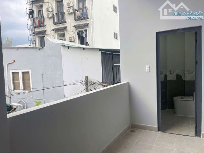 ✅QUÁ TRỜI LỔ SÂU RỒI  NHÀ ĐẸP 2 LẦU 🔥3 PN - 2 WC - GIÁ 4 TỶ 350 ✅2 MẶT TIỀN -DÂN CƯ ĐÔNG - 2