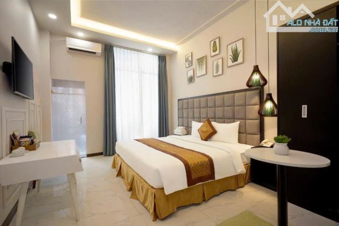 Bán khách sạn Quận 1 Lý Tự Trọng 60m2 đúc 5 tầng 10PN thu nhập 70tr/th chỉ 20 tỷ TL - 2