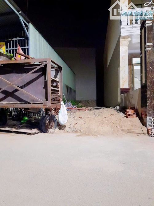 Gia đình kẹt tiền cho con đi du học cần bán gấp đất ngay trung tâm PHƯỚC TỈNH - LONG HẢI - 2