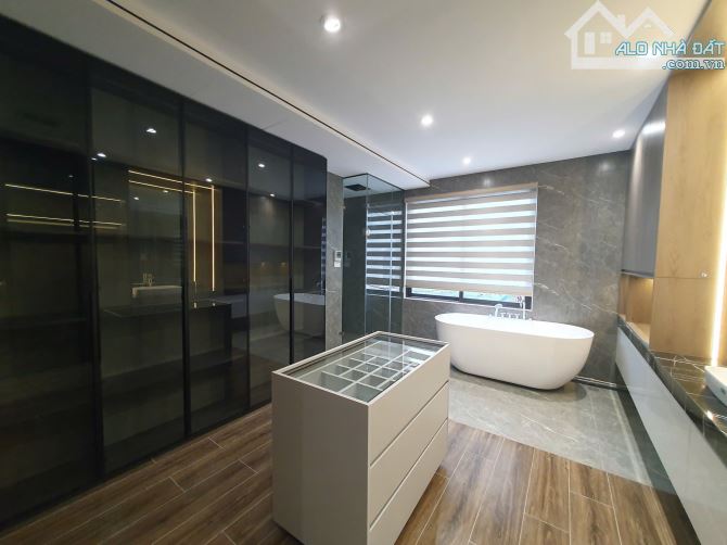 MẶT PHỐ NGUYỄN VĂN CỪ 19 TỶ DT 80M MT 5M 6T Ô TÔ TRÁNH KINH DOANH SIÊU ĐỈNH - 2