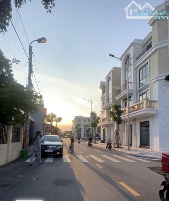 MỞ BÁN 3 CĂN NHÀ 4 TẦNG – DỰ ÁN GOLDEN POINT – CHÂN CẦU BÙI VIỆN – GIÁ TỪ 7,037 TỶ - 2