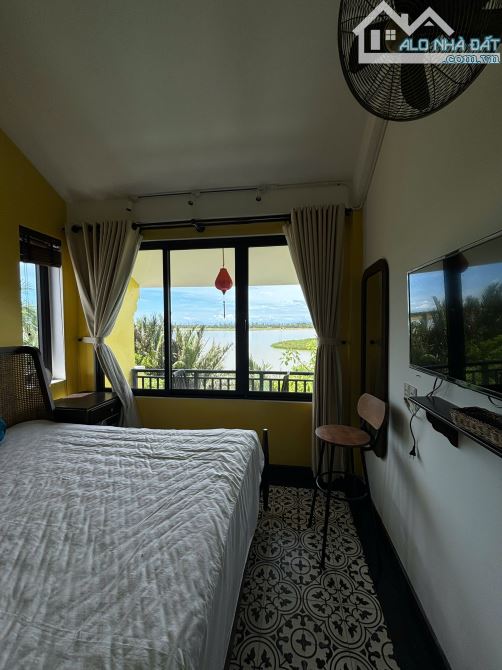 Villa mt Nguyễn Tri Phương - ngay ven sông lớn Thu Bồn cần bán - 2