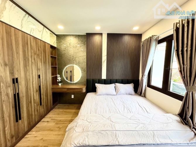 NHÀ ĐẸP 4 TẦNG, NGAY HUỲNH TẤN PHÁT - FULL NỘI THẤT - 2