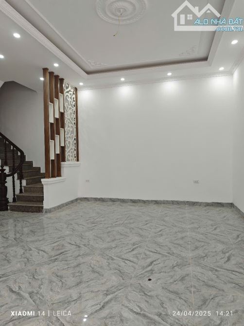 BÁN NHÀ 4 TẦNG ĐÔNG MỸ- THANH TRÌ 47M CHỈ 5,7 TỶ Ô TÔ ĐỖ GẦN - 1