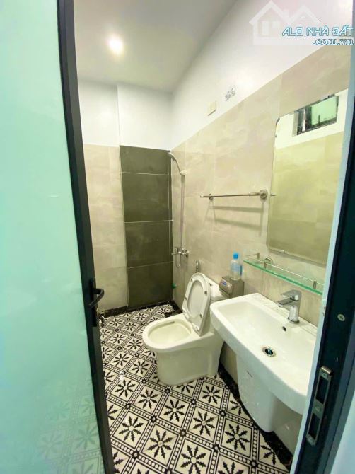 Bán căn nhà 3 tầng ngõ phố Phạm Cự Lương, ph Tân Hưng, TP HP mới, 58.1m2, 3 ngủ, 3 vs - 2