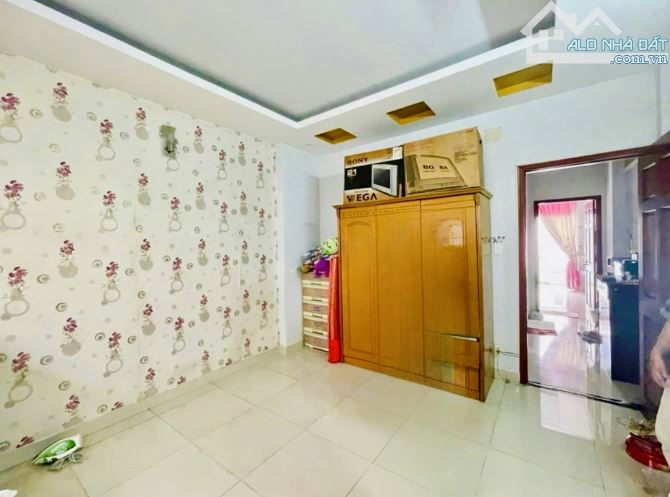 BÁN NHÀ 4 TẦNG PHÂN LÔ PHẠM VĂN CHIÊU GARA Ô TÔ, GẦN CÔNG VIÊN LÀNG HOA, CHỈ 7 TỶ ++ - 2