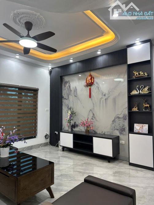 NHÀ DÂN XÂY TÂN LẬP LÔ GÓC, Ô TÔ ĐỖ CỬA GIÁ CẦN BÁN. - 2