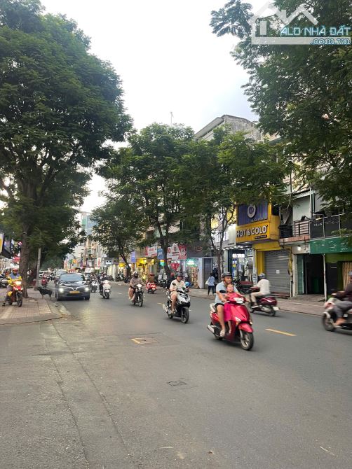 NHÀ ĐẸP Ở LIỀN, 4 TẦNG, FULL NỘI THẤT,  LÊ VĂN SỸ, P1 TÂN BÌNH, GIÁ 6 TỶ - 2