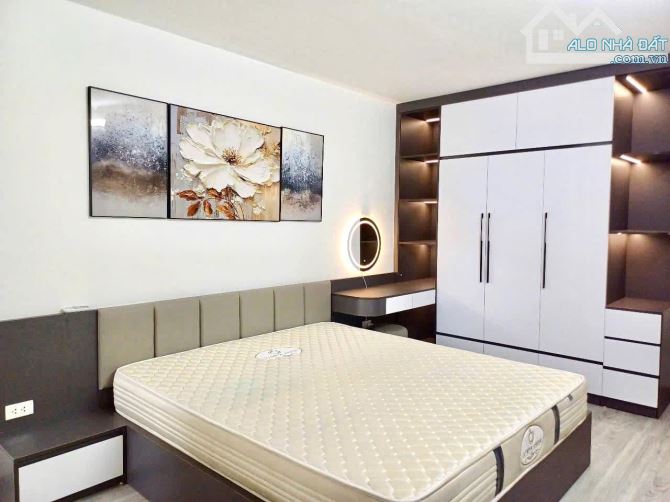 Loanh quanh 5 Tỷ Chung Cư 2 Ngủ Ba Đình💥Hơn 70m2💥Nhà Đẹp Ở Luôn💥Sổ Đỏ Lâu Dài💥💥💥💥💥 - 2