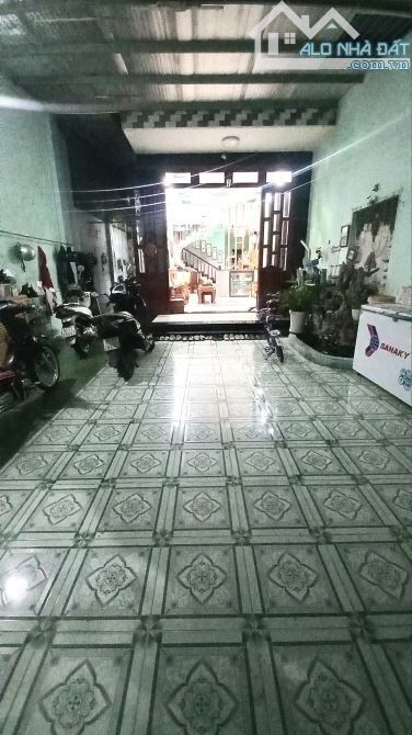 BÁN NHÀ AN BÌNH, 1TRỆT 1LẦU, SỔ HỒNG THỔ CƯ, ĐƯỜNG NHỰA 5m, SÂN RỘNG ĐẬU 2 OTO (NP778) - 3