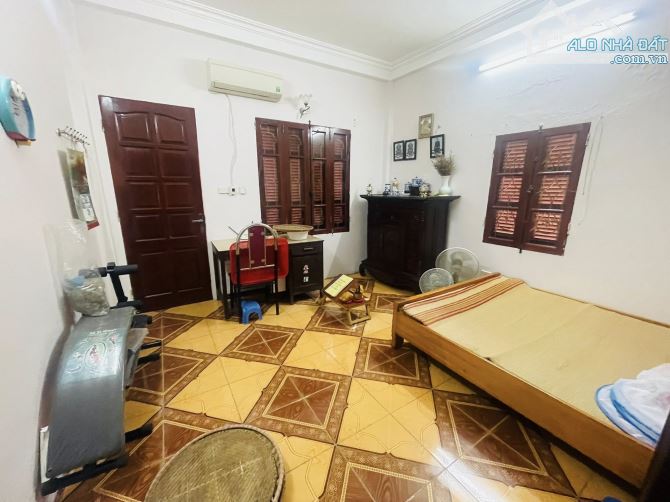 BÁN NHÀ CHÍNH KINH THANH XUÂN LÔ GÓC NGÕ NÔNG THÔNG.KINH DOANH 60M2 4 TẦNG 8,2 TỶ - 3