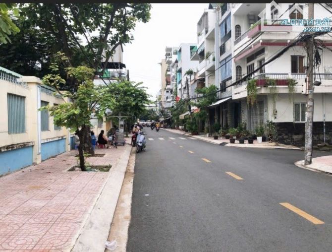 Bán Nhà Mặt Tiền  C/C Lô A, đường Bùi Minh Trực P5, Q8 - Giá 11 Tỷ💰💰 - 3