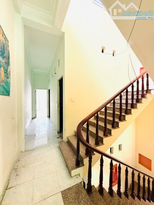 🏝 BÁN NHÀ TRUNG TÂM TP. BIỂN VŨNG TÀU – DIỆN TÍCH KHỦNG 231M² – CHỈ 15 TỶ 💎 - 3