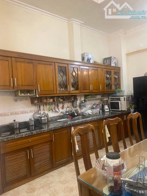 🔥SIÊU HIẾM-NHÀ DÂN XÂY-VỊ TRÍ ĐẸP-Ở SƯỚNG-ĐỦ CÔNG NĂNG-Hoàng Hoa Thám 61m x10.x Tỷ - 3